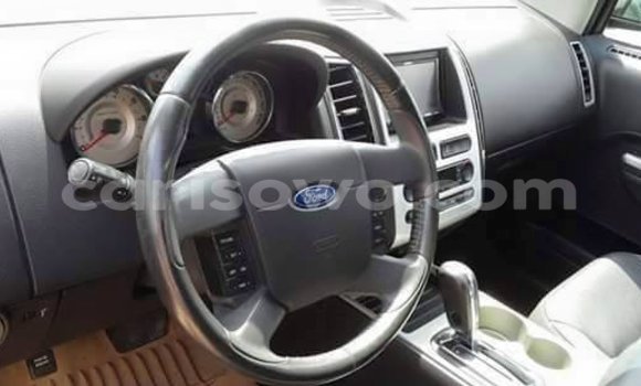 Sayi Na hannu Ford Edge Black Mota in Savalou a Benin Sayi Na hannu Ford Edge Black Mota in Savalou a Benin