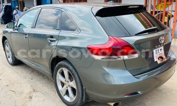 Sayi Na hannu Toyota Venza Azurfa Mota in Cotonou a Benin Sayi Na hannu Toyota Venza Azurfa Mota in Cotonou a Benin