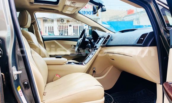 Sayi Na hannu Toyota Venza Azurfa Mota in Cotonou a Benin Sayi Na hannu Toyota Venza Azurfa Mota in Cotonou a Benin