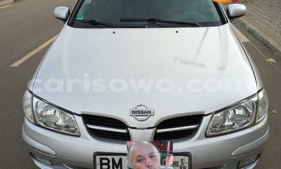 Ra Àlòkù Nissan Almera Silver Ọkọ̀ in Porto Novo ni Benin