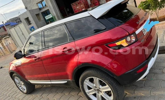 Acheter Occasion Voiture Land Rover Range Rover Evoque Rouge à Cotonou, Benin Acheter Occasion Voiture Land Rover Range Rover Evoque Rouge à Cotonou, Benin