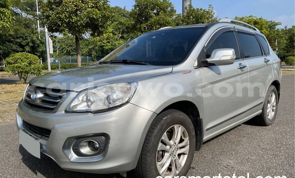 Acheter Occasion Voiture Haval H6 Gris à Adjohoun, Ouême Acheter Occasion Voiture Haval H6 Gris à Adjohoun, Ouême