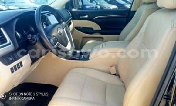 Sayi Imported Toyota Highlander Sauran Mota in Cotonou a Benin Sayi Imported Toyota Highlander Sauran Mota in Cotonou a Benin