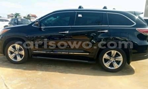 Sayi Imported Toyota Highlander Sauran Mota in Cotonou a Benin Sayi Imported Toyota Highlander Sauran Mota in Cotonou a Benin