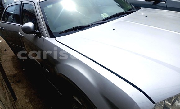 Acheter Occasion Voiture Chrysler 300C Gris à Cotonou, Benin Acheter Occasion Voiture Chrysler 300C Gris à Cotonou, Benin