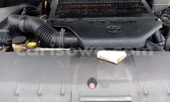 Acheter Occasion Voiture Toyota Land Cruiser Blanc à Porto Novo, Benin Acheter Occasion Voiture Toyota Land Cruiser Blanc à Porto Novo, Benin