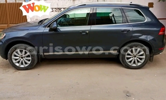 Ra Àlòkù Volkswagen Touareg Blue Ọkọ̀ in Cotonou ni Benin Ra Àlòkù Volkswagen Touareg Blue Ọkọ̀ in Cotonou ni Benin