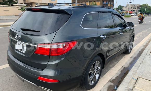 Ra Àlòkù Hyundai Santa Fe Brown Ọkọ̀ in Cotonou ni Benin Ra Àlòkù Hyundai Santa Fe Brown Ọkọ̀ in Cotonou ni Benin