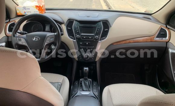 Ra Àlòkù Hyundai Santa Fe Brown Ọkọ̀ in Cotonou ni Benin Ra Àlòkù Hyundai Santa Fe Brown Ọkọ̀ in Cotonou ni Benin