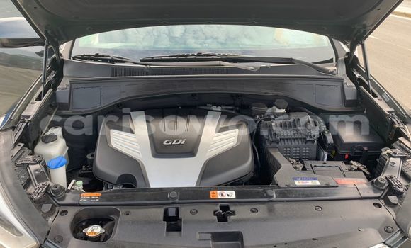 Ra Àlòkù Hyundai Santa Fe Brown Ọkọ̀ in Cotonou ni Benin Ra Àlòkù Hyundai Santa Fe Brown Ọkọ̀ in Cotonou ni Benin