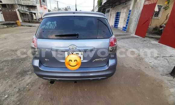 Acheter Occasion Voiture Toyota Matrix Bleu à Cotonou, Benin
