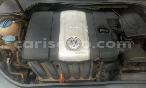 Ra Àlòkù Volkswagen Passat funfun Ọkọ̀ in Cotonou ni Benin Ra Àlòkù Volkswagen Passat funfun Ọkọ̀ in Cotonou ni Benin