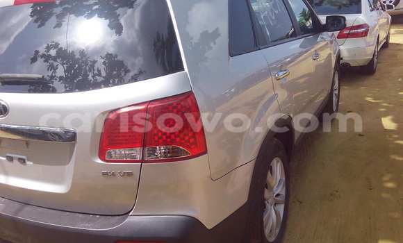 Sayi Na hannu Kia Sorento Azurfa Mota in Porto Novo a Benin Sayi Na hannu Kia Sorento Azurfa Mota in Porto Novo a Benin