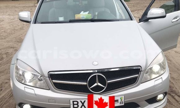 Ra Àlòkù Mercedes-Benz C–Class Silver Ọkọ̀ in Cotonou ni Benin Ra Àlòkù Mercedes-Benz C–Class Silver Ọkọ̀ in Cotonou ni Benin