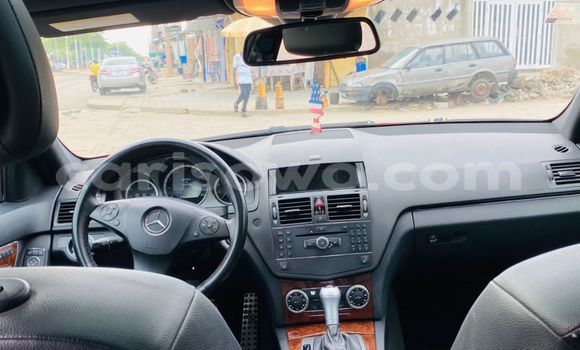 Ra Àlòkù Mercedes-Benz C-klasse AMG Red Ọkọ̀ in Cotonou ni Benin Ra Àlòkù Mercedes-Benz C-klasse AMG Red Ọkọ̀ in Cotonou ni Benin