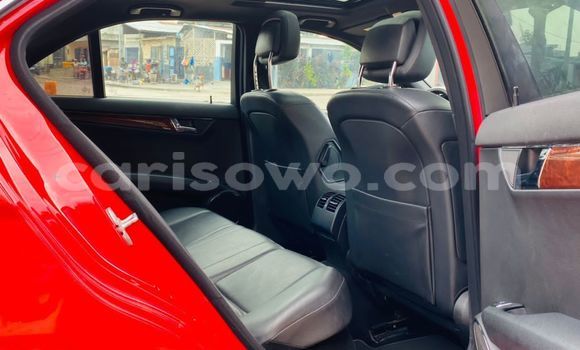 Ra Àlòkù Mercedes-Benz C-klasse AMG Red Ọkọ̀ in Cotonou ni Benin Ra Àlòkù Mercedes-Benz C-klasse AMG Red Ọkọ̀ in Cotonou ni Benin