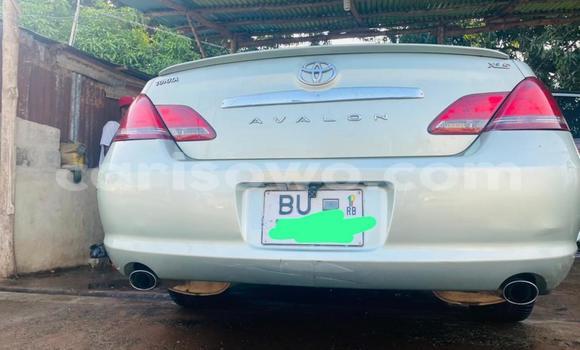 Buy Used Toyota Avalon Silver Car in Cotonou in Benign