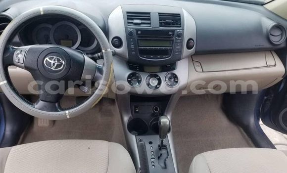 Acheter Occasion Voiture Toyota RAV4 Bleu à Abomey Calavi, Benin Acheter Occasion Voiture Toyota RAV4 Bleu à Abomey Calavi, Benin