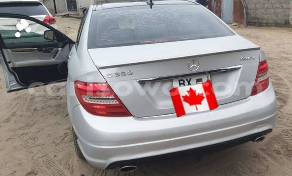 Acheter Occasion Voiture Mercedes-Benz C–Class Gris à Abomey Calavi, Benin Acheter Occasion Voiture Mercedes-Benz C–Class Gris à Abomey Calavi, Benin