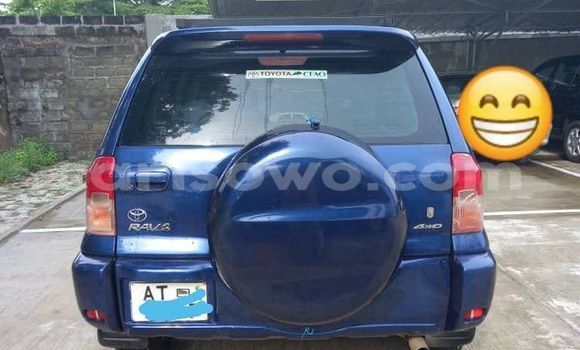 Sayi Na hannu Toyota RAV4 Blue Mota in Abomey Calavi a Benin Sayi Na hannu Toyota RAV4 Blue Mota in Abomey Calavi a Benin