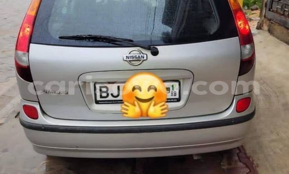 Sayi Na hannu Nissan Almera Azurfa Mota in Abomey Calavi a Benin Sayi Na hannu Nissan Almera Azurfa Mota in Abomey Calavi a Benin