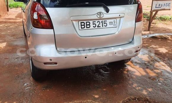 Ra Àlòkù Toyota Corolla Verso Silver Ọkọ̀ in Abomey Calavi ni Benin Ra Àlòkù Toyota Corolla Verso Silver Ọkọ̀ in Abomey Calavi ni Benin
