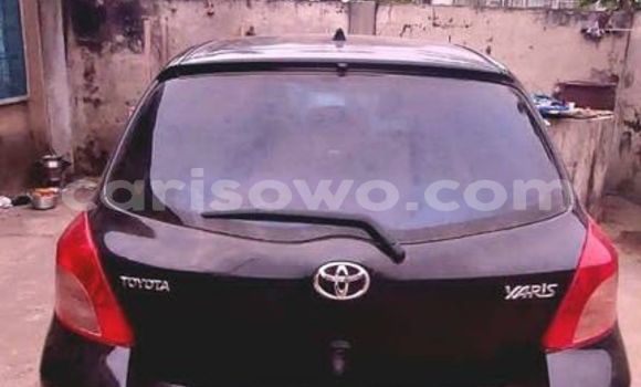Sayi Na hannu Toyota Yaris Black Mota in Abomey Calavi a Benin Sayi Na hannu Toyota Yaris Black Mota in Abomey Calavi a Benin
