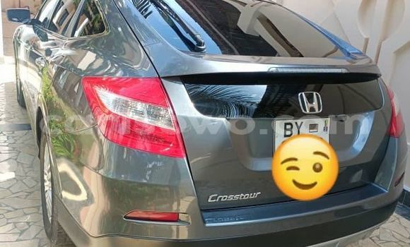Ra Àlòkù Honda Crosstour Alawọ ewe Ọkọ̀ in Abomey Calavi ni Benin Ra Àlòkù Honda Crosstour Alawọ ewe Ọkọ̀ in Abomey Calavi ni Benin