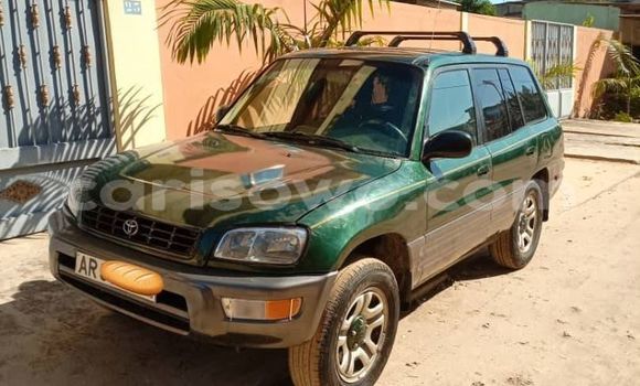 Ra Àlòkù Toyota RAV4 Alawọ ewe Ọkọ̀ in Abomey Calavi ni Benin