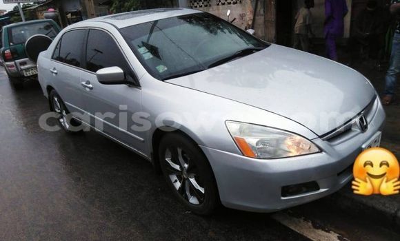 Sayi Na hannu Honda Accord Azurfa Mota in Abomey Calavi a Benin Sayi Na hannu Honda Accord Azurfa Mota in Abomey Calavi a Benin