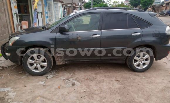 Sayi Na hannu Lexus RX 330 Black Mota in Abomey Calavi a Benin Sayi Na hannu Lexus RX 330 Black Mota in Abomey Calavi a Benin