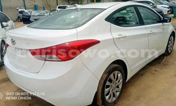 Sayi Imported Hyundai Elantra White Mota in Cotonou a Benin Sayi Imported Hyundai Elantra White Mota in Cotonou a Benin