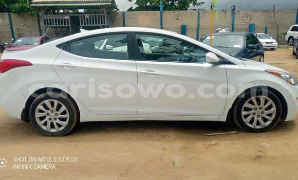 Sayi Imported Hyundai Elantra White Mota in Cotonou a Benin Sayi Imported Hyundai Elantra White Mota in Cotonou a Benin