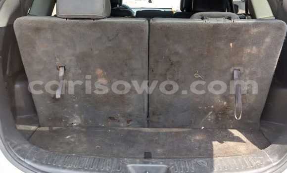 Ra Àlòkù Kia Sorento funfun Ọkọ̀ in Cotonou ni Benin Ra Àlòkù Kia Sorento funfun Ọkọ̀ in Cotonou ni Benin