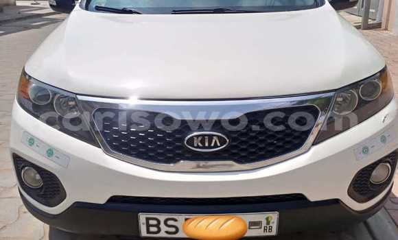Ra Àlòkù Kia Sorento funfun Ọkọ̀ in Cotonou ni Benin Ra Àlòkù Kia Sorento funfun Ọkọ̀ in Cotonou ni Benin
