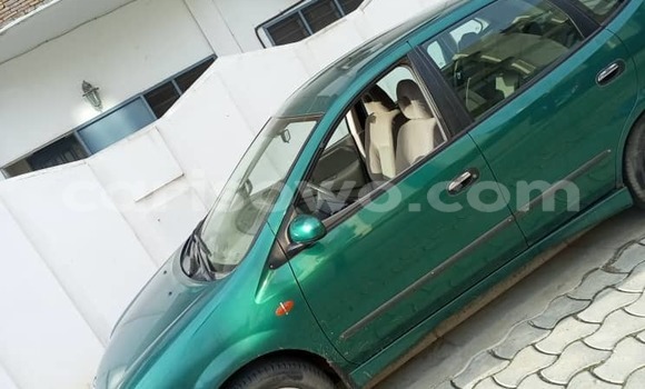 Ra Àlòkù Nissan Almera Tino Alawọ ewe Ọkọ̀ in Abomey Calavi ni Benin Ra Àlòkù Nissan Almera Tino Alawọ ewe Ọkọ̀ in Abomey Calavi ni Benin