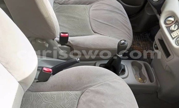 Ra Àlòkù Nissan Almera Tino Alawọ ewe Ọkọ̀ in Abomey Calavi ni Benin Ra Àlòkù Nissan Almera Tino Alawọ ewe Ọkọ̀ in Abomey Calavi ni Benin