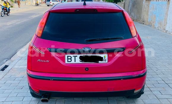 Acheter Occasion Voiture Ford Focus Rouge à Cotonou, Benin Acheter Occasion Voiture Ford Focus Rouge à Cotonou, Benin