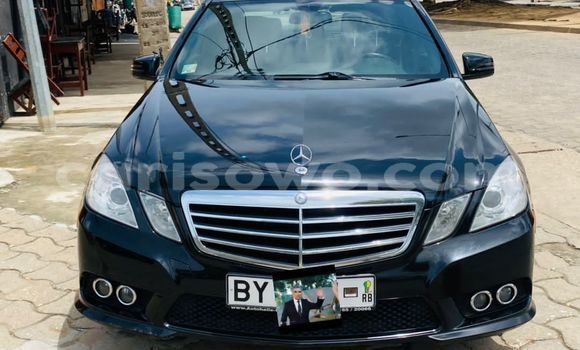 Acheter Occasion Voiture Mercedes-Benz E–Class Noir à Cotonou, Benin
