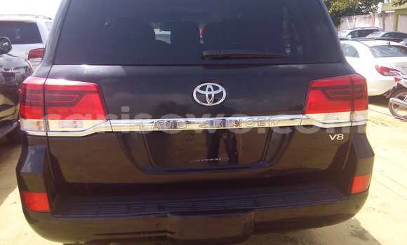 Acheter Occasion Voiture Toyota Land Cruiser Noir à Porto Novo, Benin Acheter Occasion Voiture Toyota Land Cruiser Noir à Porto Novo, Benin