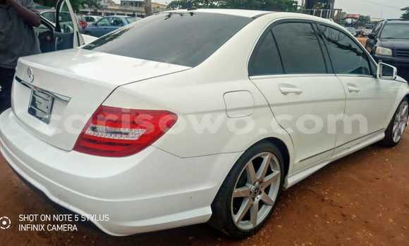 Sayi Imported Mercedes-Benz C–Class White Mota in Cotonou a Benin Sayi Imported Mercedes-Benz C–Class White Mota in Cotonou a Benin
