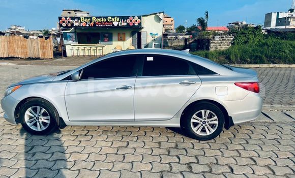 Ra Àlòkù Hyundai Sonata Silver Ọkọ̀ in Cotonou ni Benin Ra Àlòkù Hyundai Sonata Silver Ọkọ̀ in Cotonou ni Benin