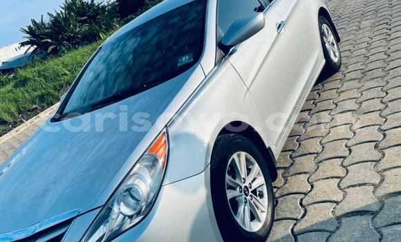 Ra Àlòkù Hyundai Sonata Silver Ọkọ̀ in Cotonou ni Benin Ra Àlòkù Hyundai Sonata Silver Ọkọ̀ in Cotonou ni Benin