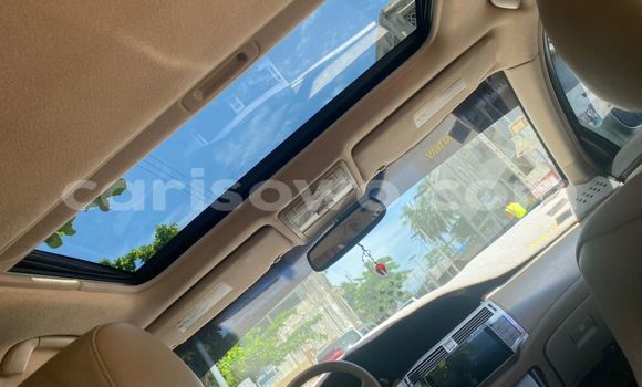 Ra Àlòkù Toyota Avalon Miiran Ọkọ̀ in Cotonou ni Benin Ra Àlòkù Toyota Avalon Miiran Ọkọ̀ in Cotonou ni Benin