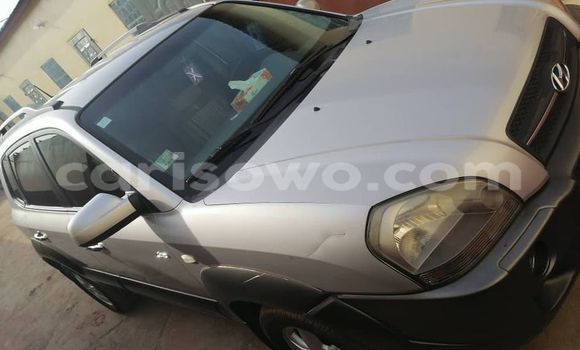 Acheter Occasion Voiture Hyundai Tucson Gris à Cotonou, Benin Acheter Occasion Voiture Hyundai Tucson Gris à Cotonou, Benin
