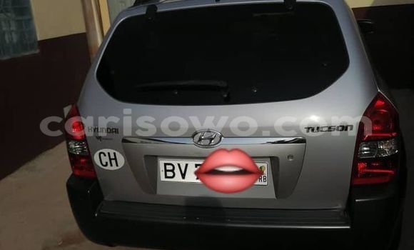 Acheter Occasion Voiture Hyundai Tucson Gris à Cotonou, Benin Acheter Occasion Voiture Hyundai Tucson Gris à Cotonou, Benin