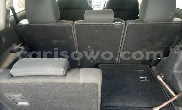 Acheter Occasion Voiture Toyota Corolla Verso Gris à Cotonou, Benin Acheter Occasion Voiture Toyota Corolla Verso Gris à Cotonou, Benin