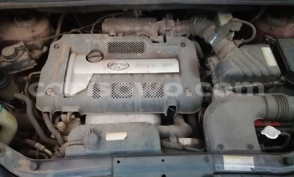 Acheter Occasion Voiture Hyundai Tucson Rouge à Cotonou, Benin Acheter Occasion Voiture Hyundai Tucson Rouge à Cotonou, Benin