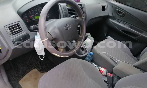 Acheter Occasion Voiture Hyundai Tucson Rouge à Cotonou, Benin Acheter Occasion Voiture Hyundai Tucson Rouge à Cotonou, Benin