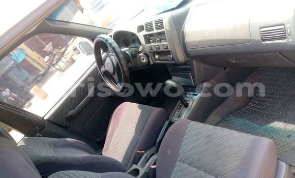 Acheter Occasion Voiture Toyota RAV4 Blanc à Cotonou, Benin Acheter Occasion Voiture Toyota RAV4 Blanc à Cotonou, Benin